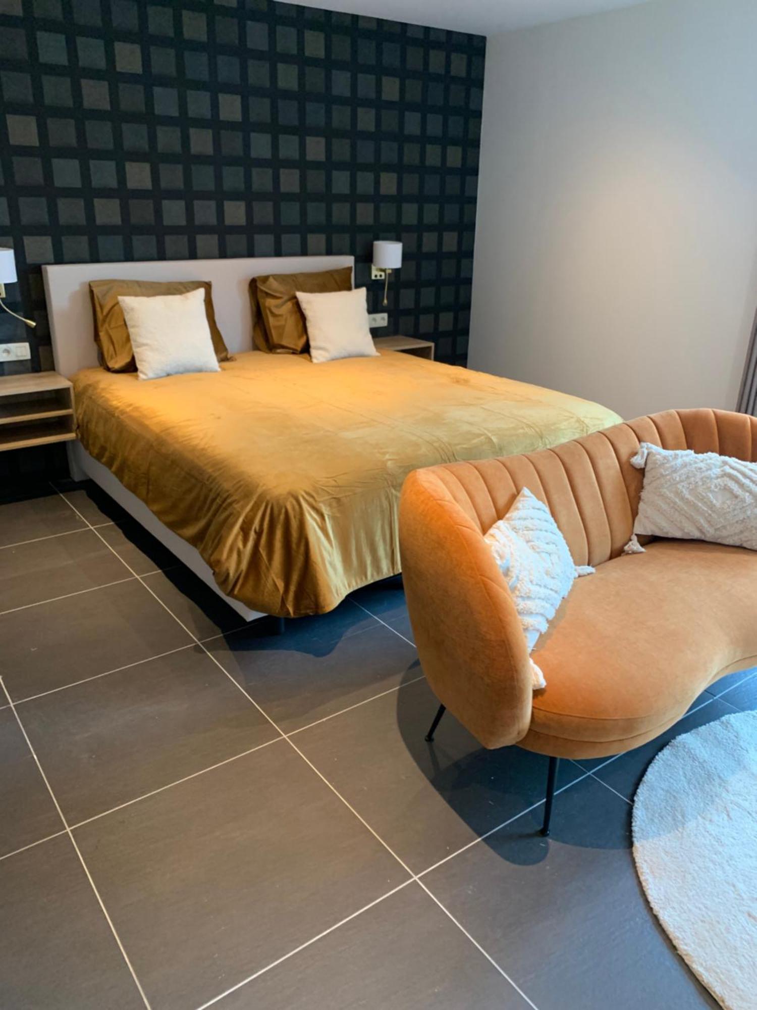 Q Guesthouse Herzele エクステリア 写真